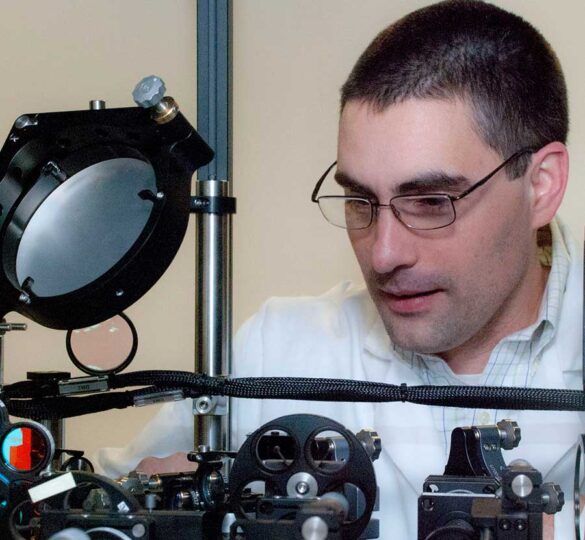 Spotlight On Research: Dr. Alfredo Dubra’S Laboratory At Stanford